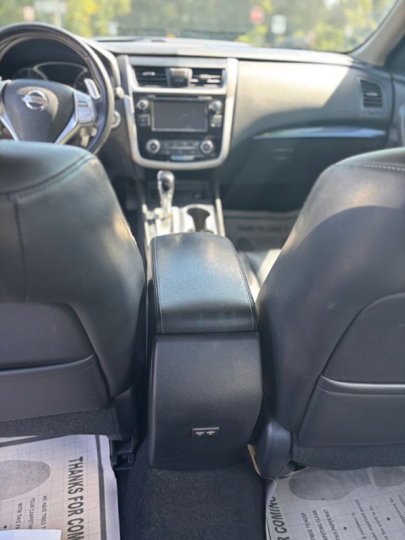 2018 Nissan Altima Image 7