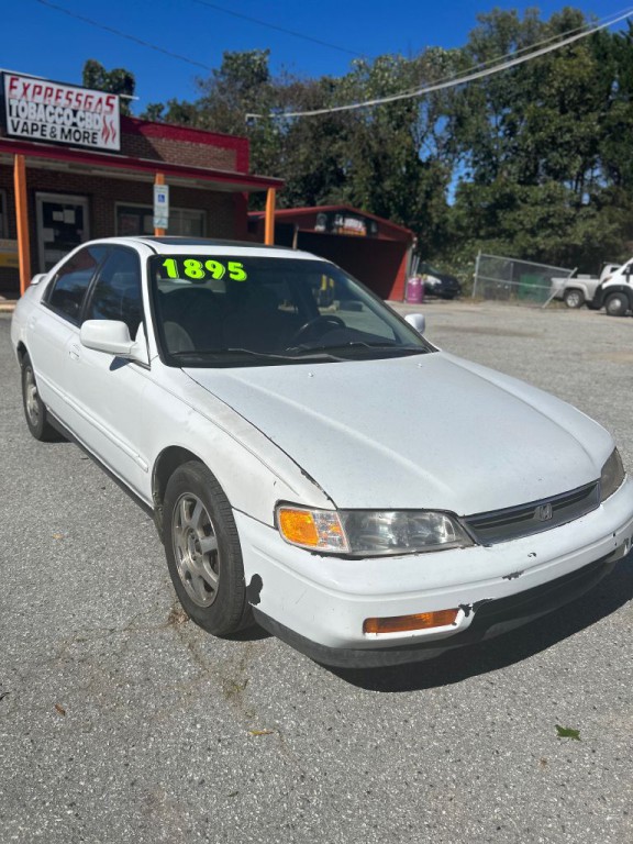 1995 Honda Accord Image 2