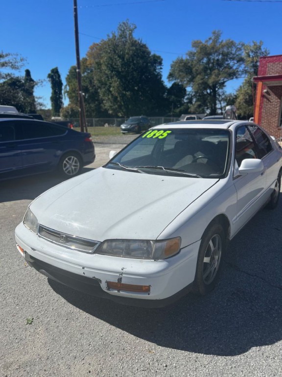 1995 Honda Accord Image 3