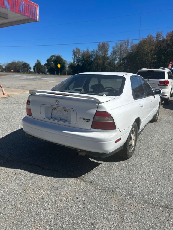 1995 Honda Accord Image 9