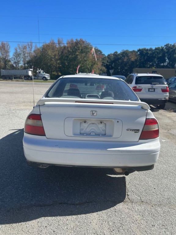 1995 Honda Accord Image 10