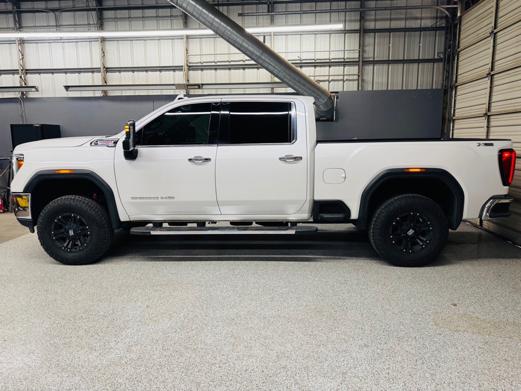 2021 GMC Sierra 2500 Image 2