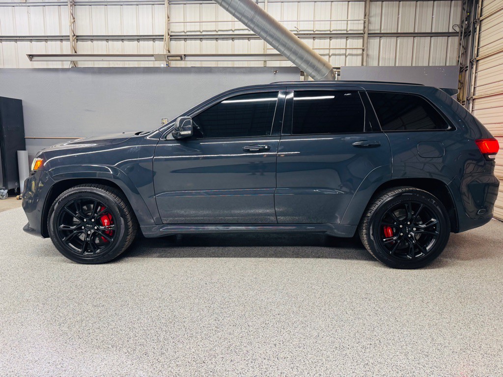2017 Jeep Grand Cherokee Image 3