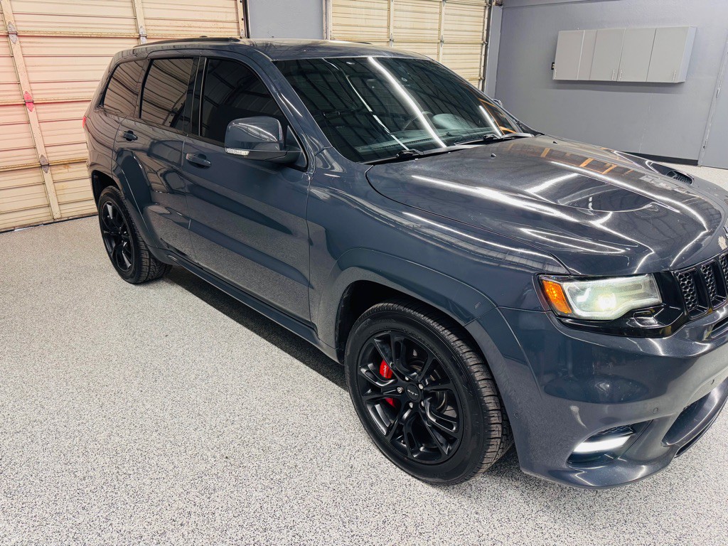 2017 Jeep Grand Cherokee Image 4