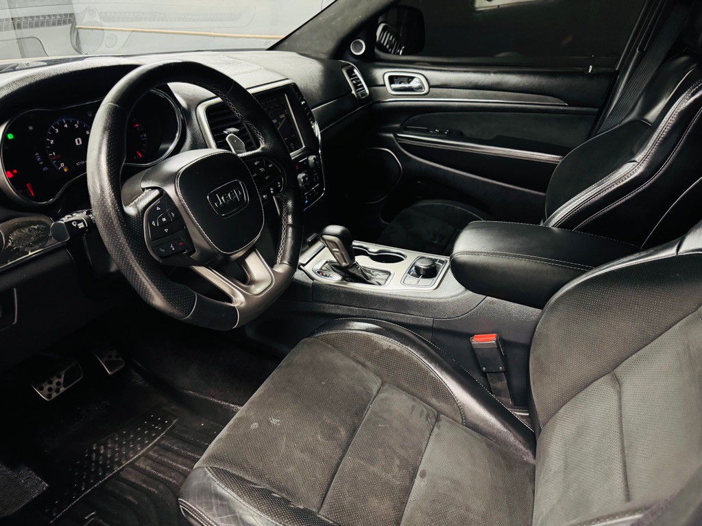 2017 Jeep Grand Cherokee Image 6
