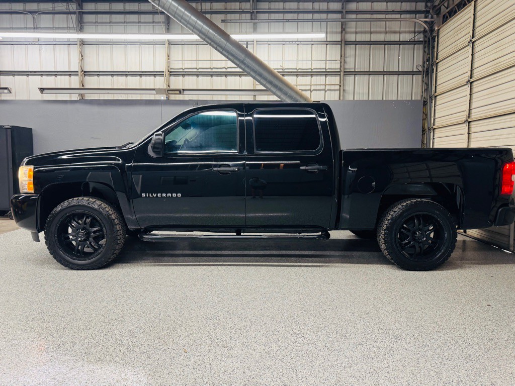2013 Chevrolet Silverado 1500 Image 2