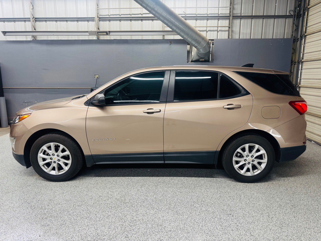 2018 Chevrolet Equinox Image 3