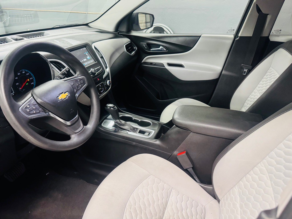 2018 Chevrolet Equinox Image 7