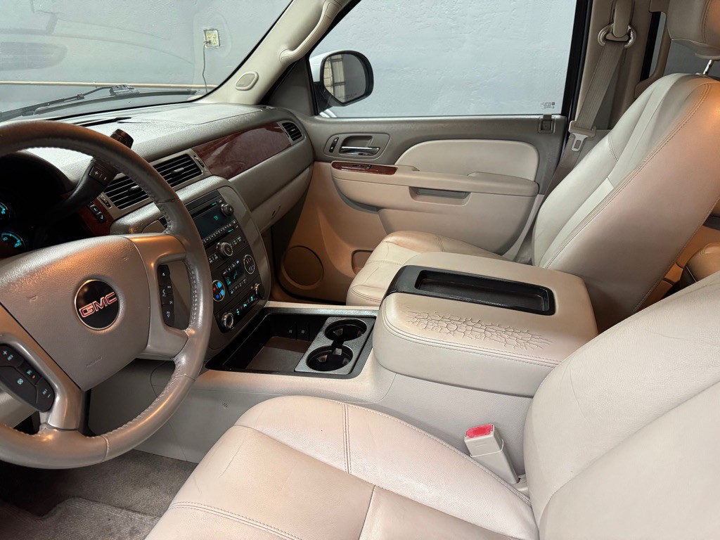 2014 GMC Yukon Image 7