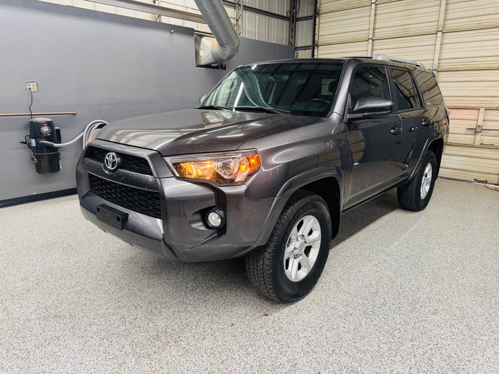 2016 Toyota 4Runner Image 1