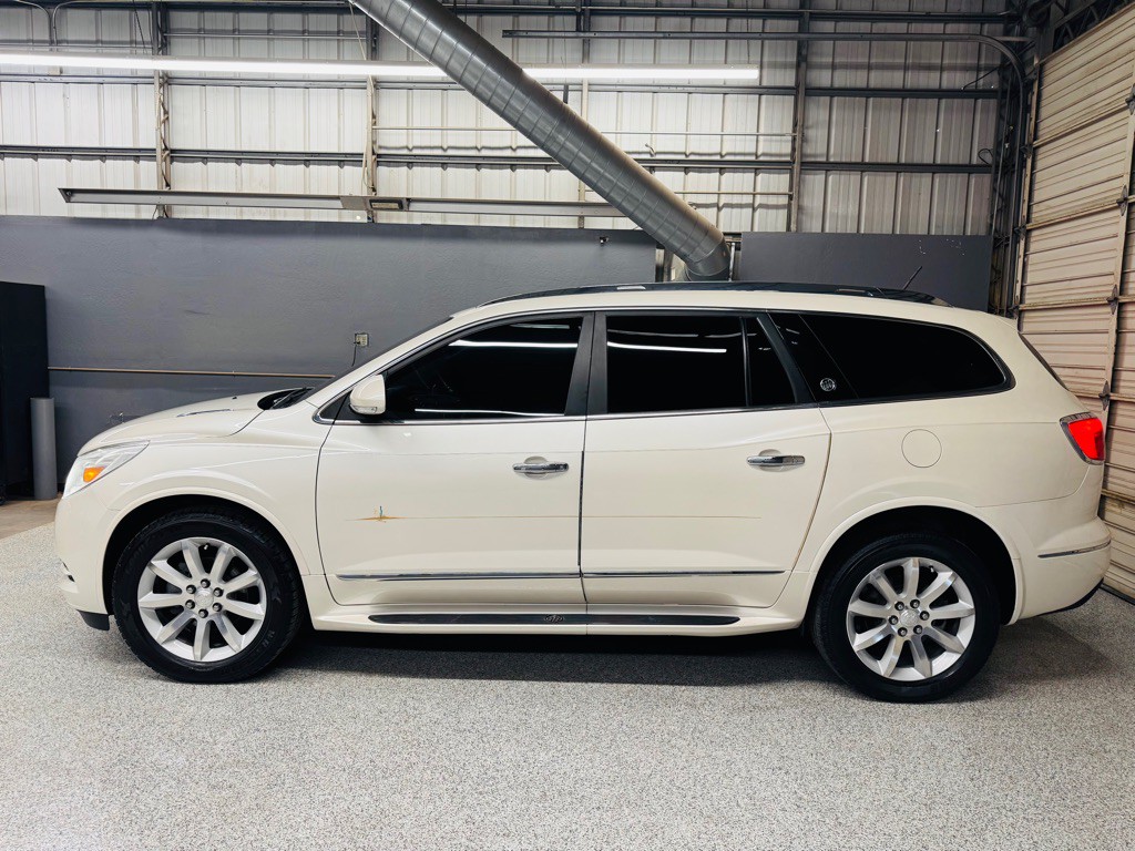2015 Buick Enclave Image 2