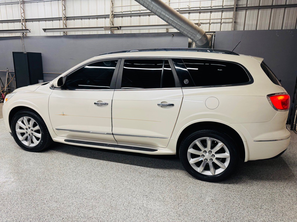2015 Buick Enclave Image 3