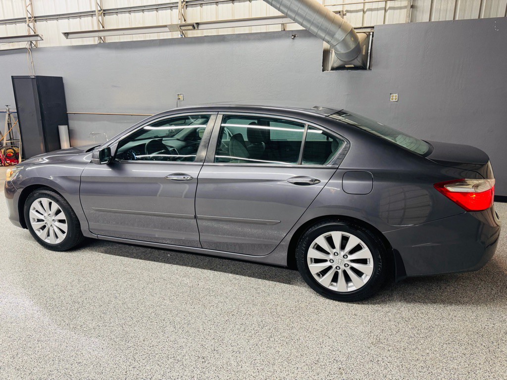 2013 Honda Accord Image 3