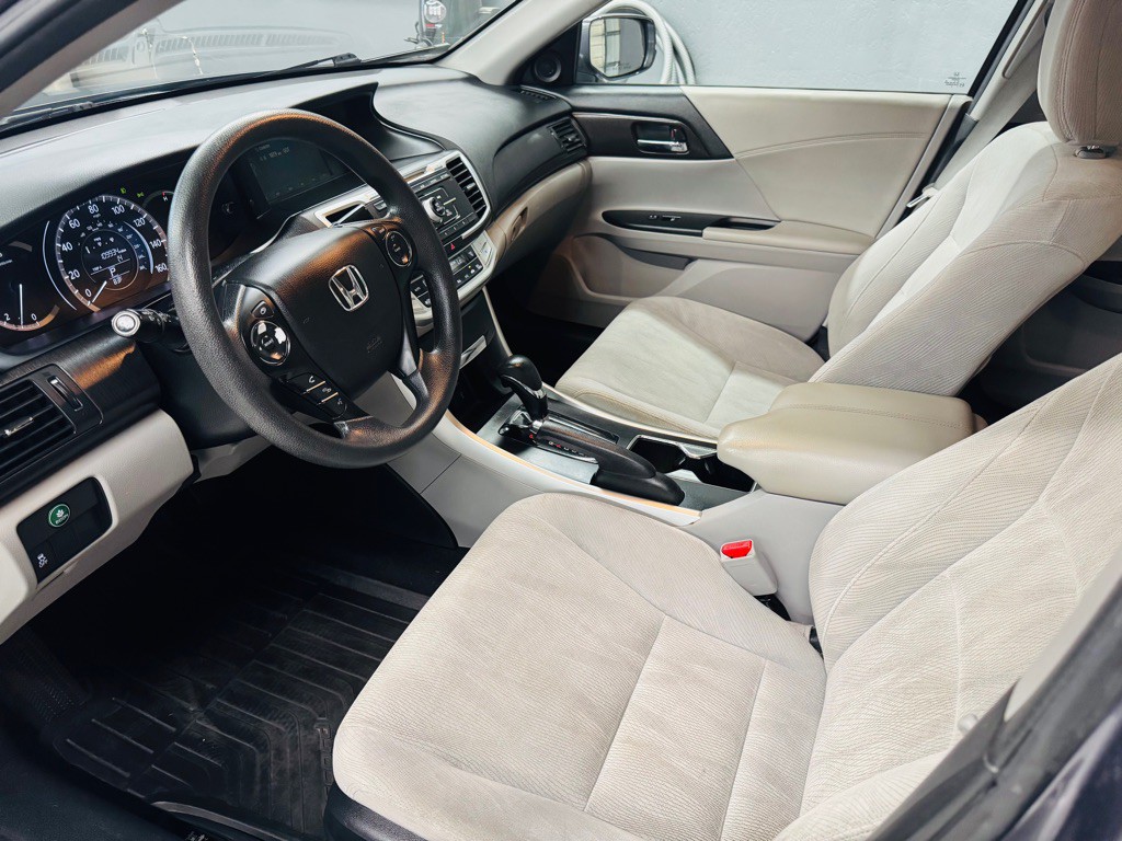 2013 Honda Accord Image 7