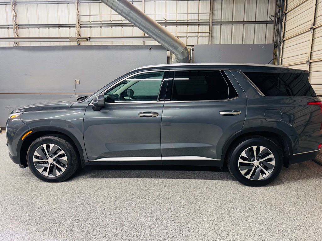 2022 Hyundai Palisade Image 2