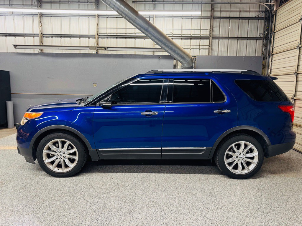 2014 Ford Explorer Image 2