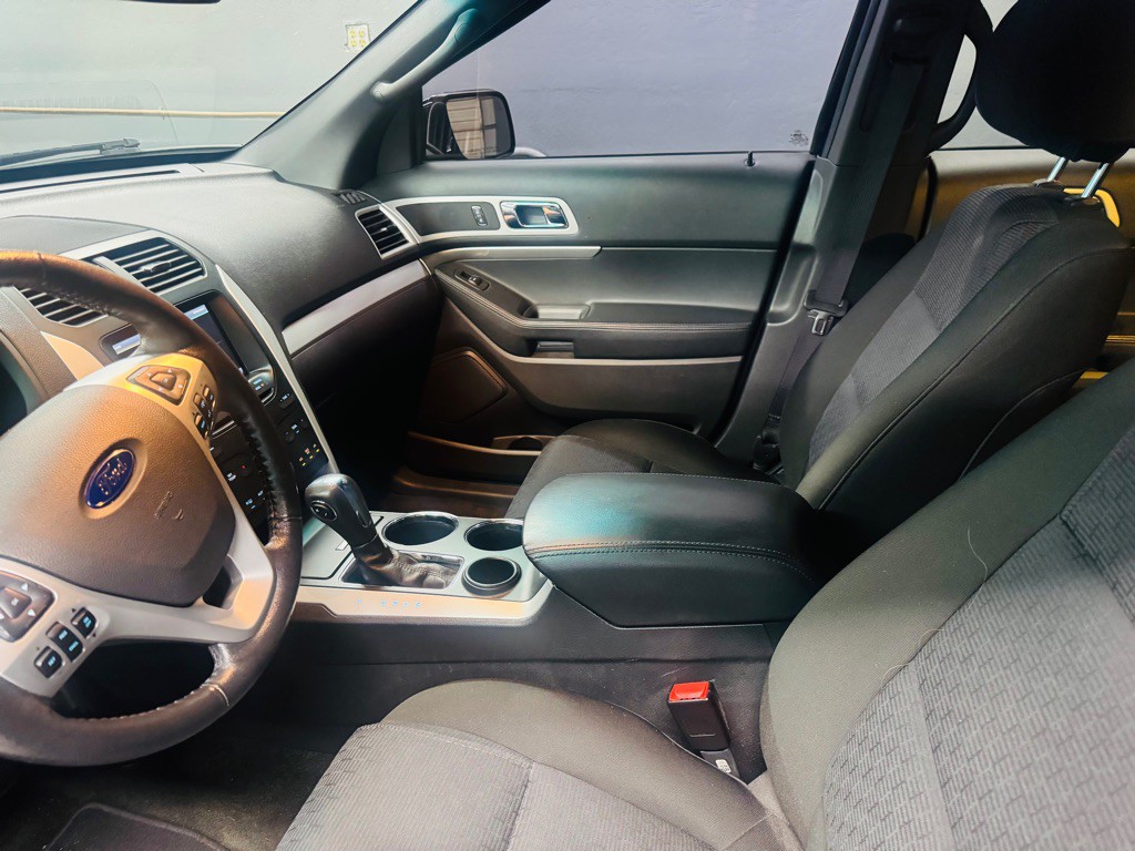 2014 Ford Explorer Image 7