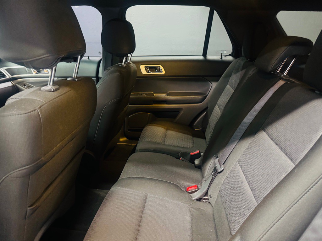 2014 Ford Explorer Image 8