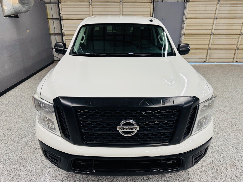 2019 Nissan Titan Image 4
