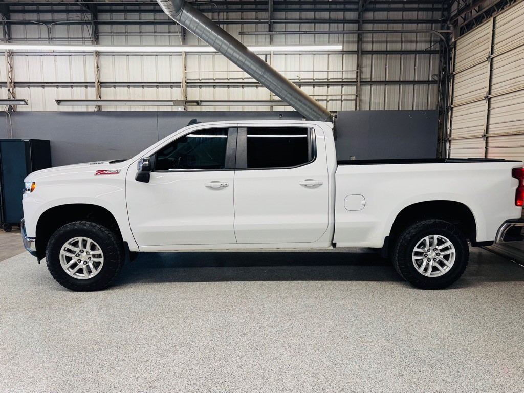 2020 Chevrolet Silverado 1500 Image 2