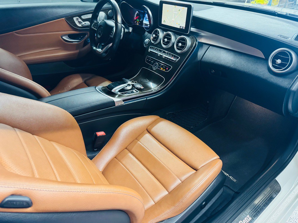 2017 Mercedes-Benz C-Class Image 7