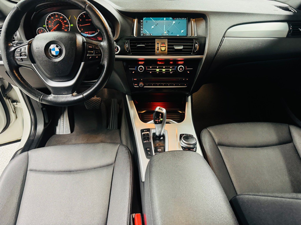 2017 BMW X3 Image 6