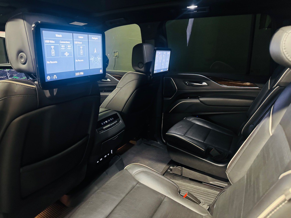 2021 Cadillac Escalade Image 8