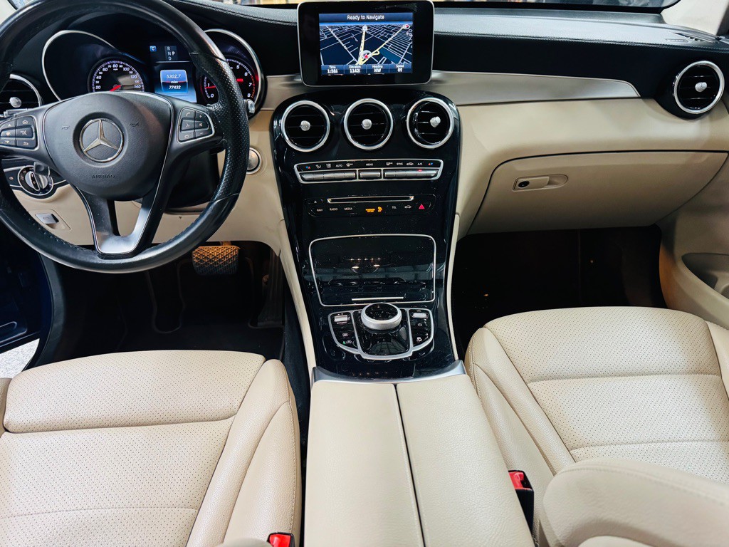 2017 Mercedes-Benz GLC-Class Image 6