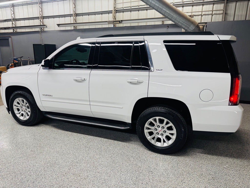 2020 GMC Yukon Image 3