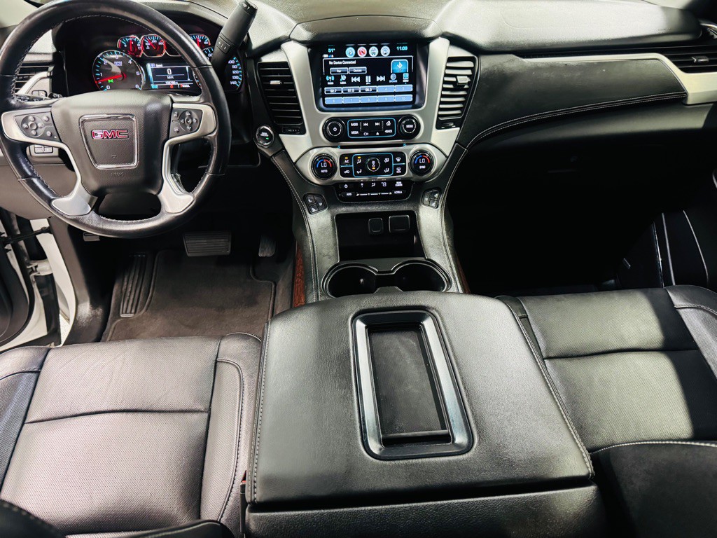 2020 GMC Yukon Image 6