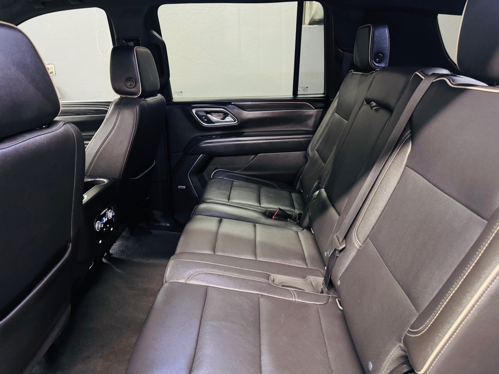 2021 GMC Yukon Image 8