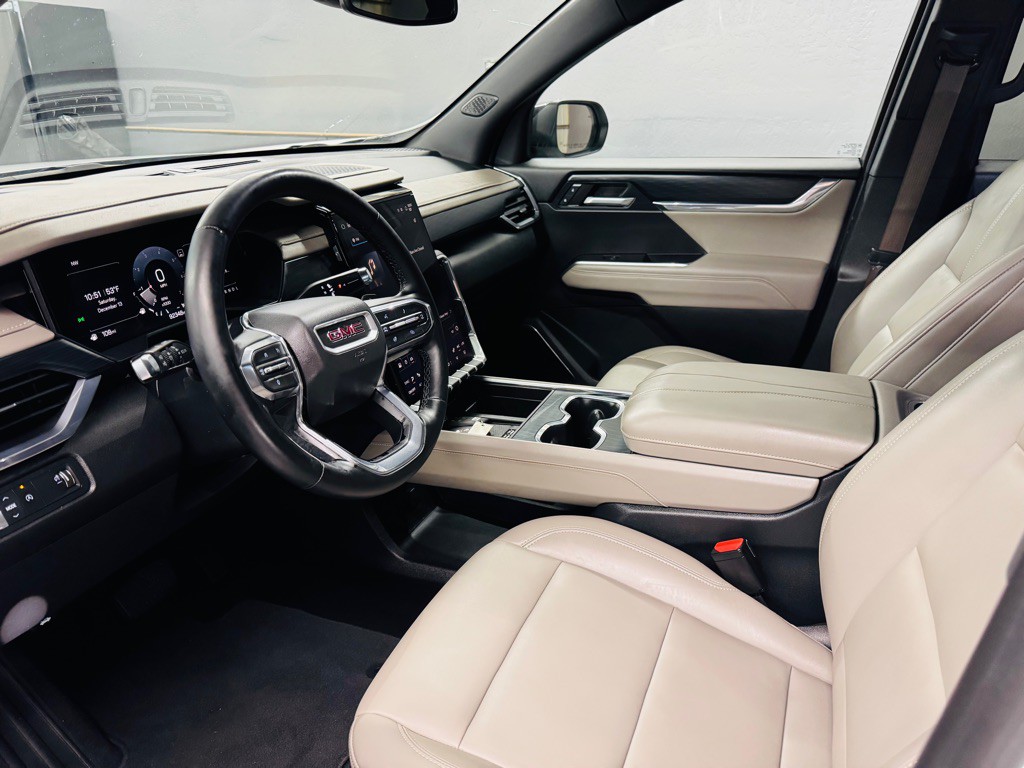 2024 GMC Acadia Image 7