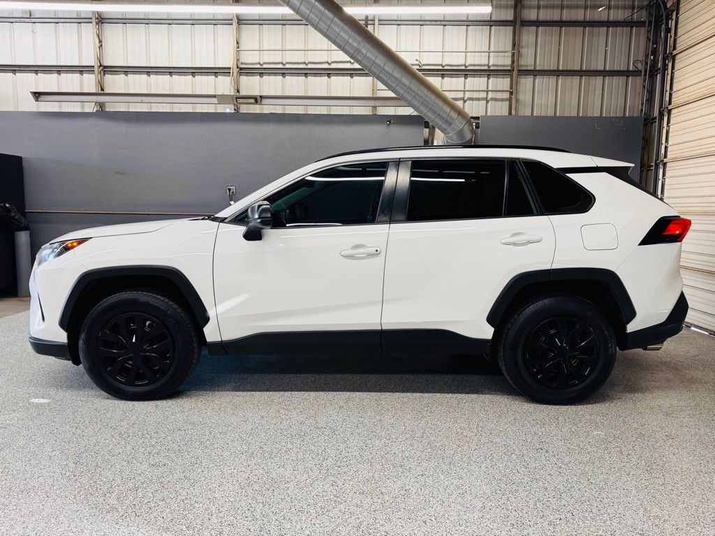 2020 Toyota Rav4 Image 2