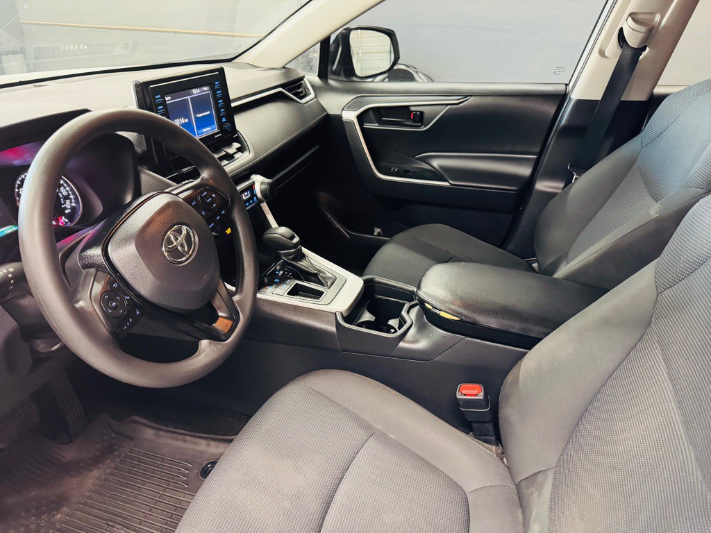 2020 Toyota Rav4 Image 7