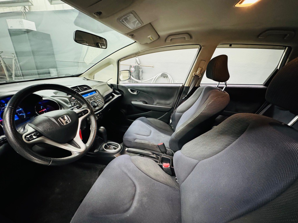 2013 Honda Fit Image 5