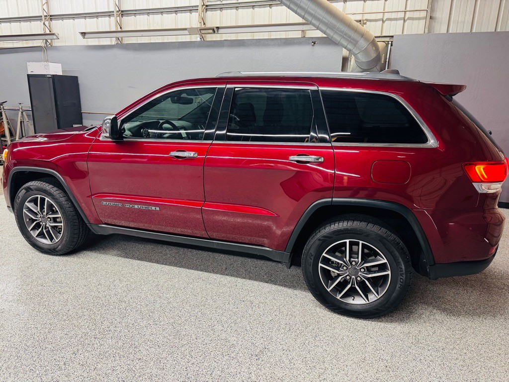 2020 Jeep Grand Cherokee Image 3