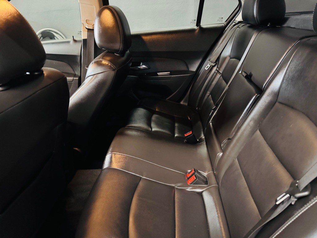 2016 Chevrolet Cruze Image 8