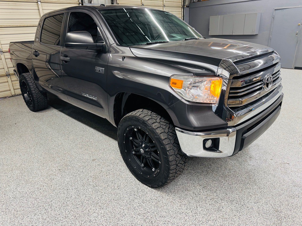 2017 Toyota Tundra Image 4