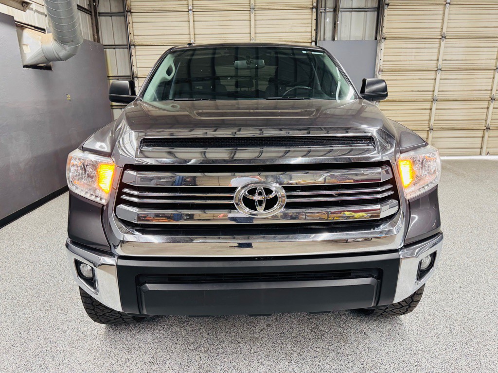 2017 Toyota Tundra Image 5