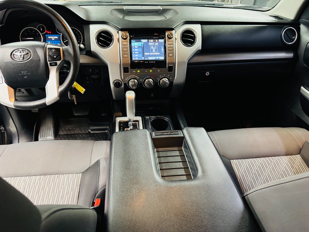 2017 Toyota Tundra Image 6