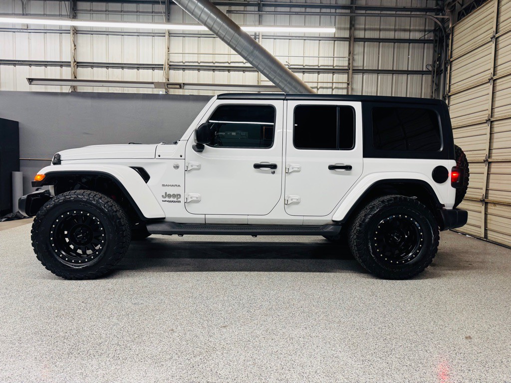 2020 Jeep Wrangler Unlimited Image 2