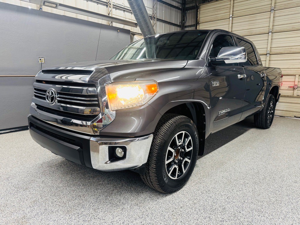 2016 Toyota Tundra Image 1