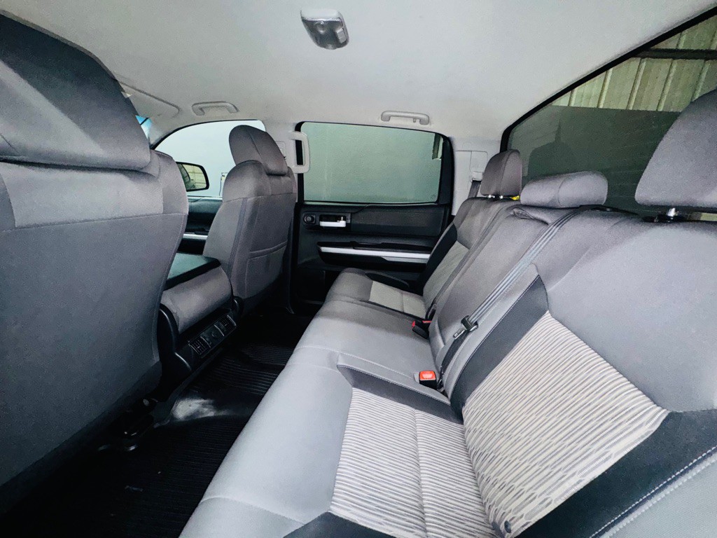2016 Toyota Tundra Image 6