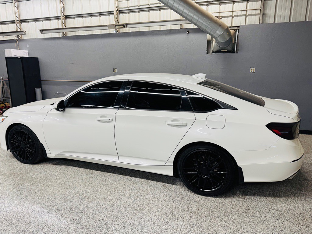 2019 Honda Accord Image 3