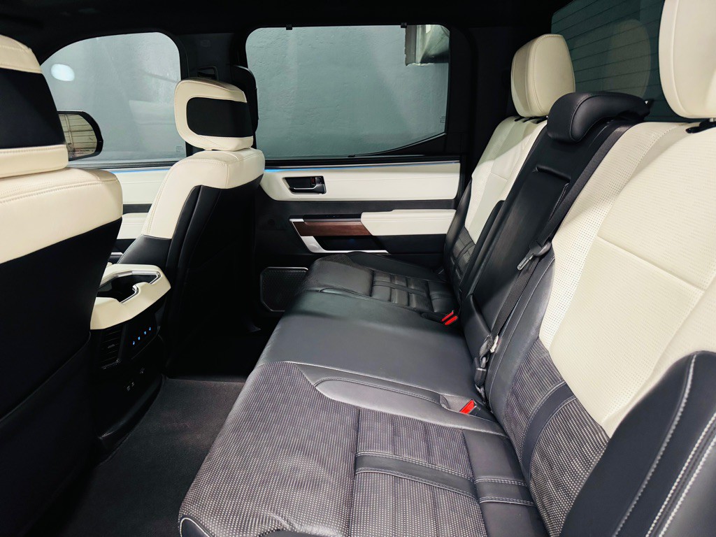 2023 Toyota Tundra Image 8