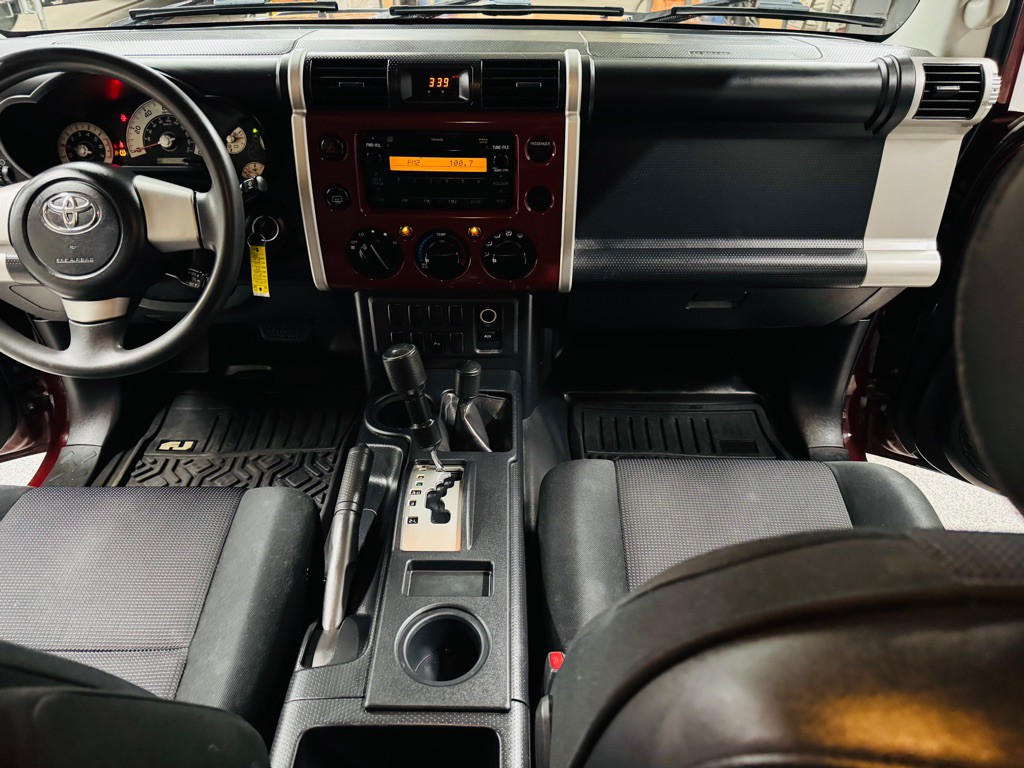 2008 Toyota FJ Cruiser Image 6