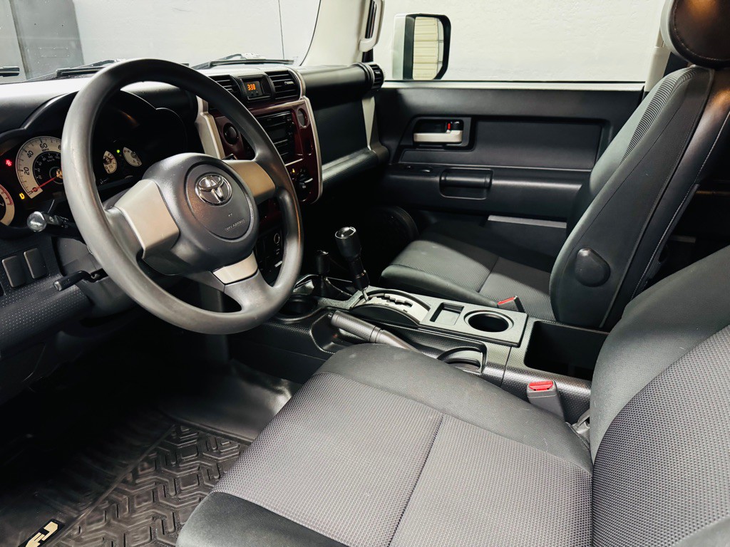 2008 Toyota FJ Cruiser Image 7