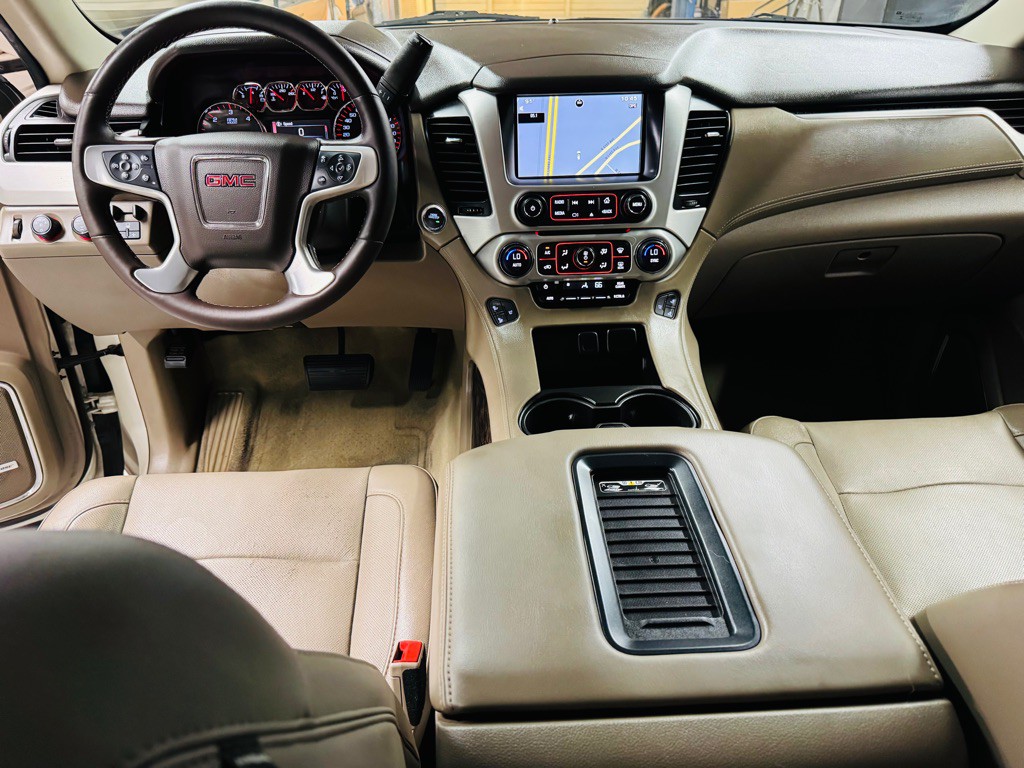 2015 GMC Yukon Image 6