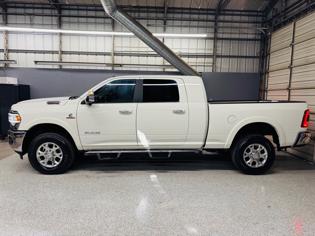 2022 RAM 2500 Image 2