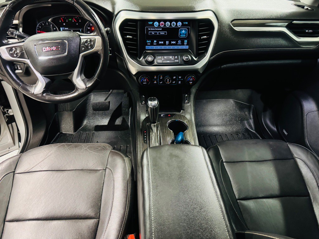 2017 GMC Acadia Image 6